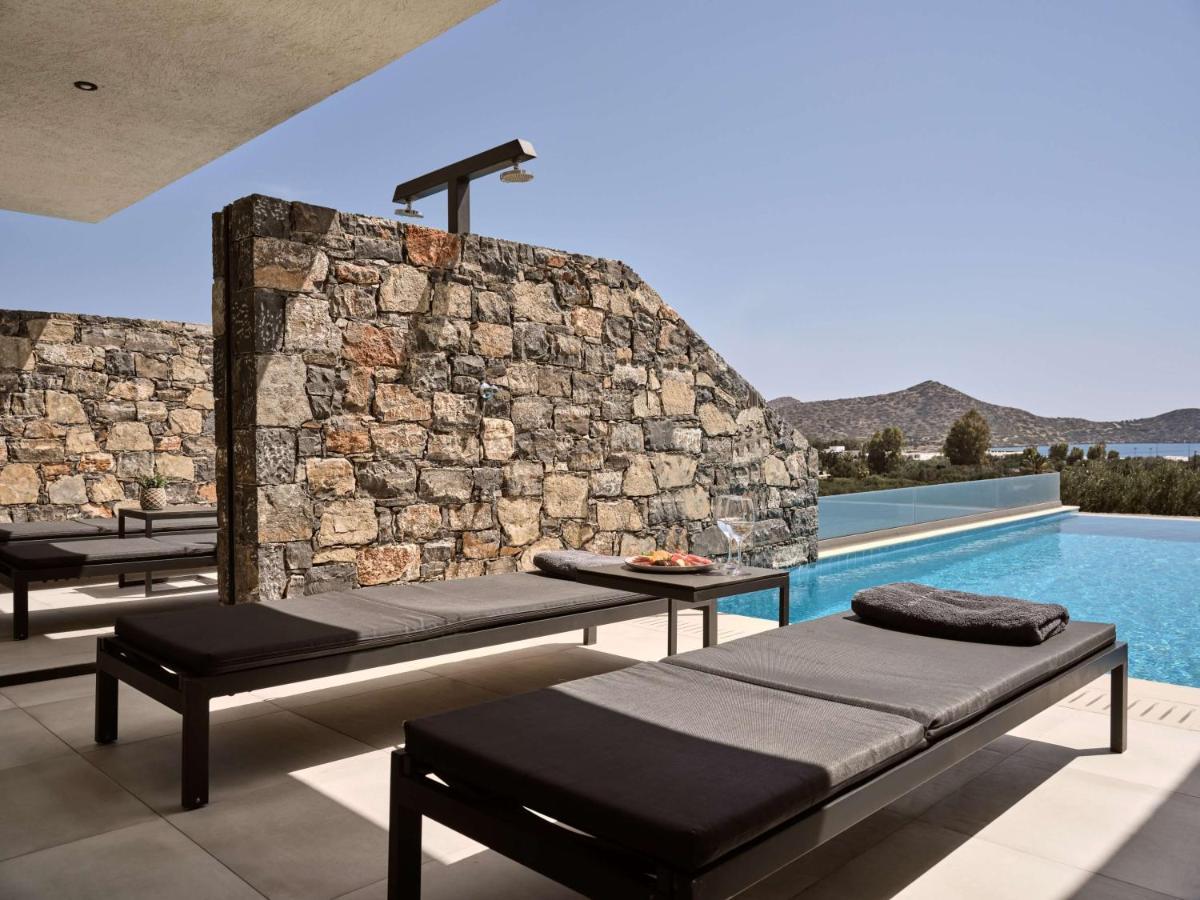 Connecting Family Suite Private Pool